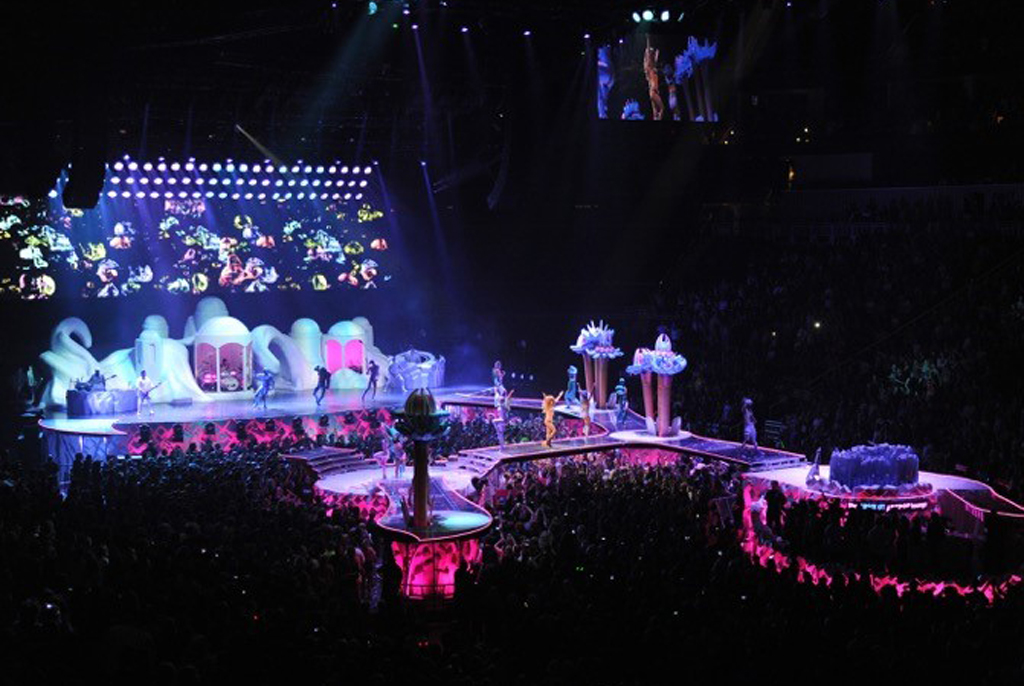 Lady Gaga - The Art Pop Ball - worldwide 2014